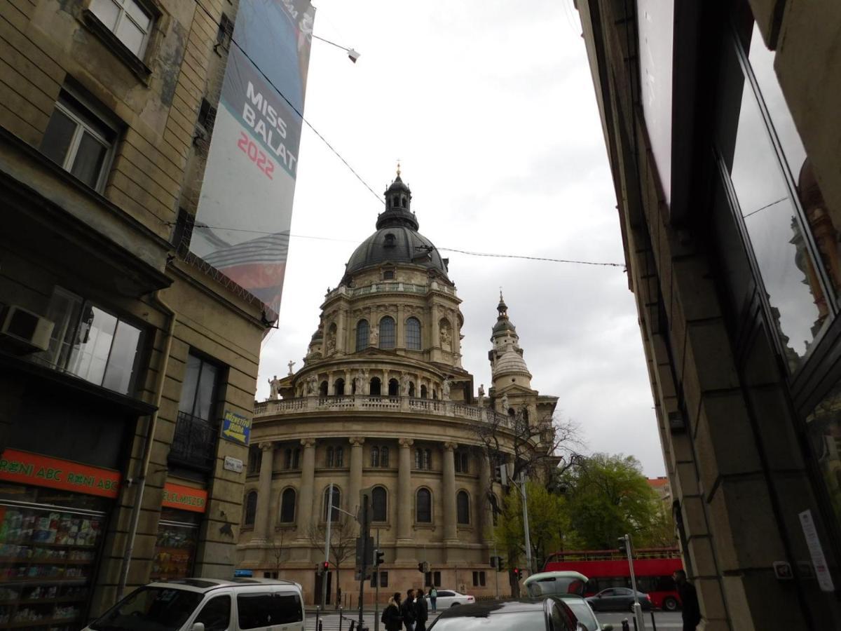 The Wonder Deer Apartment Next To The Opera Self Check-In Budapest Kültér fotó